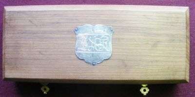 EMPTY WOODEN ZAR COIN  BOX.  VERY OLD AND NEAT.