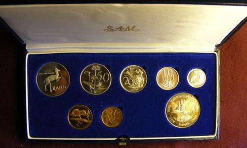 1986 RSA SHORT PROOF SET IN BLUE SA MINT BOX  .HERNS CV  R550