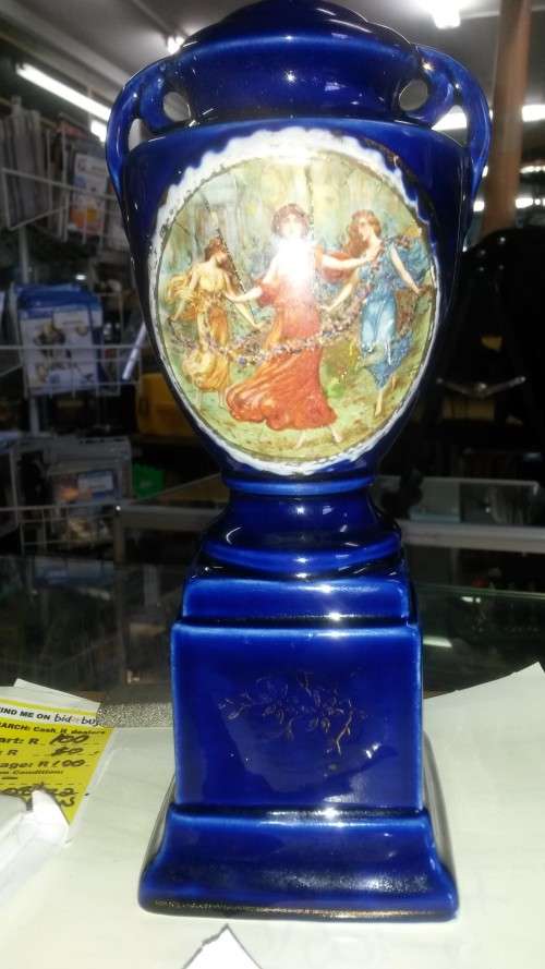 TOKE-ON-TRENT EMPIRE WORKS (ENGLAND) VASE and clock