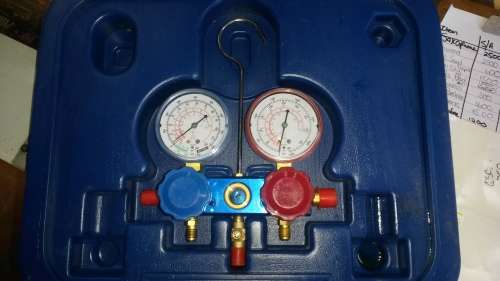 REFRIGERANT CHARGING GAUGES AND PIPES (EUROCOOL)