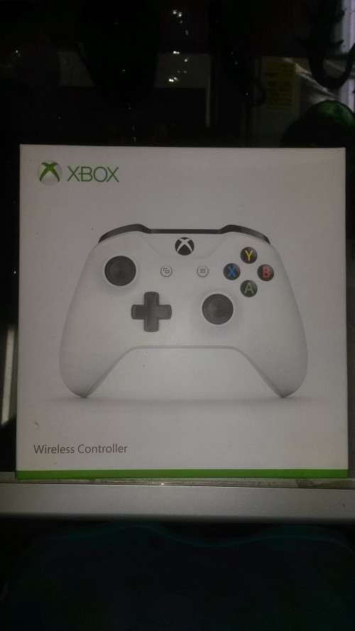 XBOX ONE REMOTES(BRAND NEW)
