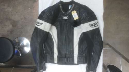 BERICK FULL SUIT (leather)