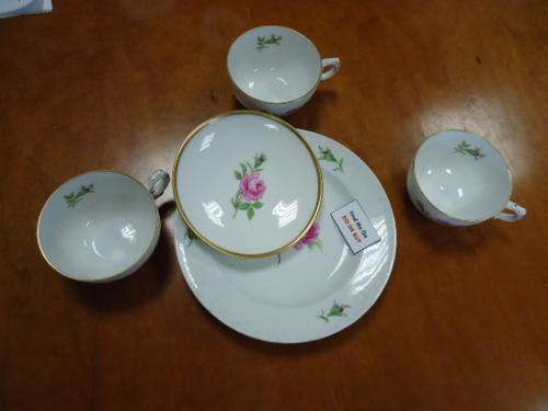 5 piece set Cups & Saucer