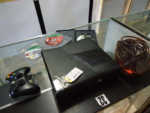 Xbox 360 S Console with Remote & 3 Games