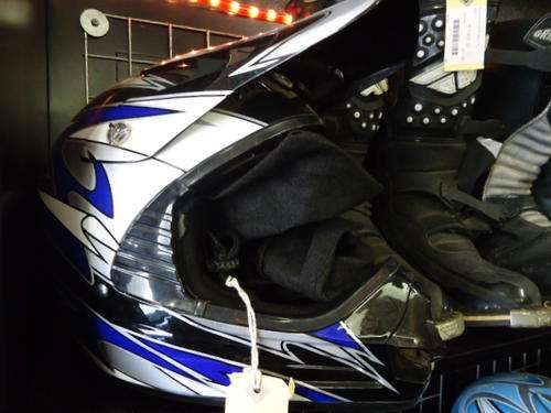 VEGA HELMET BLACK & BLUE (MEDIUM)