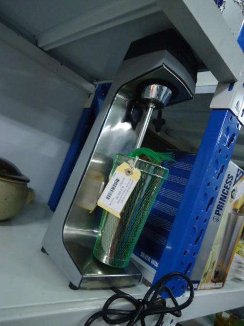 HAMILTON BEACH MIXER W/ 2 CUPS - FOR MILKSHAKES