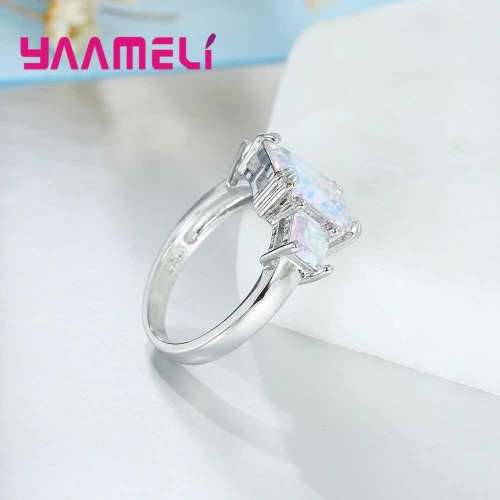 THREE MAGNIFICENT CUBIC ZIRCONIA STONES SILVER RING