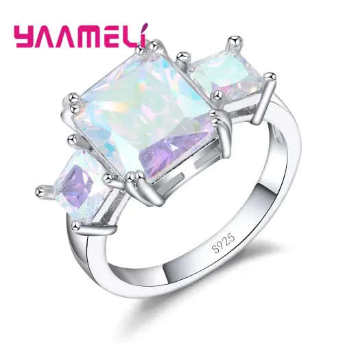 THREE MAGNIFICENT CUBIC ZIRCONIA STONES SILVER RING