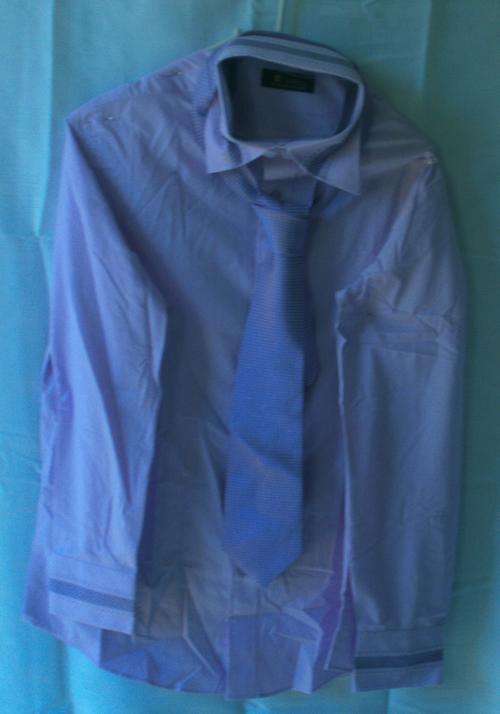 Smart suit shirt and tie