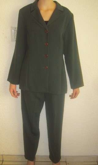 DARK OLIVE GREEN SUIT. LA VIE. SIZE 12  CONDITION VERY GOOD