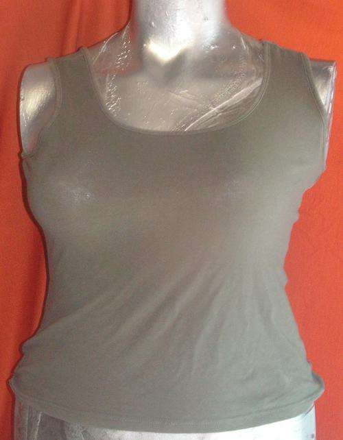 KHAKI GREEN VEST. BE YOURSELF. SIZE XLARGE. CONDITION: VERY GOOD