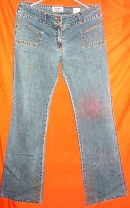 WIDE LEG BLUE JEANS. SIZE 12. CONDITION: VERY GOOD