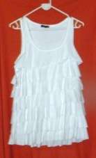 WHITE RUFFLED SHIRT. SIZE EXTRA LARGE. CONDITION: AS NEW
