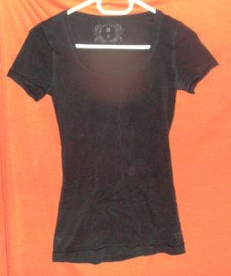 BLACK BASIC T. WOOLWORTHS. SIZE SMALL. CONDITION: VERY GOOD