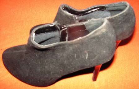 ANKLE BOOTS, SUEDE. SIZE 5. AS NEW