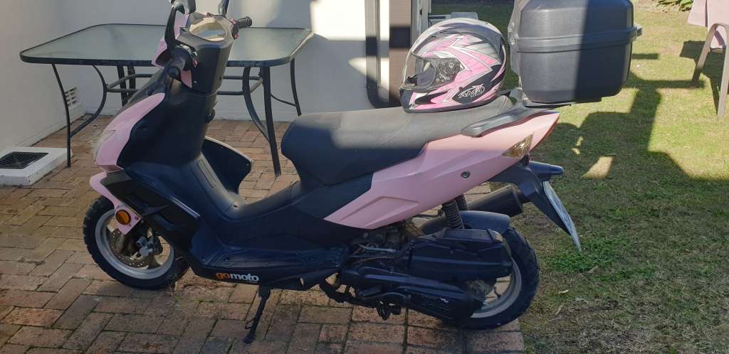Gomoto 150cc 2025