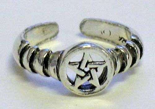 Toe Ring with Pentacle - Sterling silver