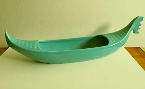 Lucia Ware Gondola vase