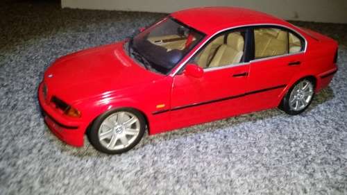 1/18 UT BMW 3 Series E46