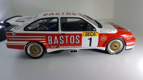 1/18 Minichamps Ford Sierra RS 500 - 24h SPA -1989