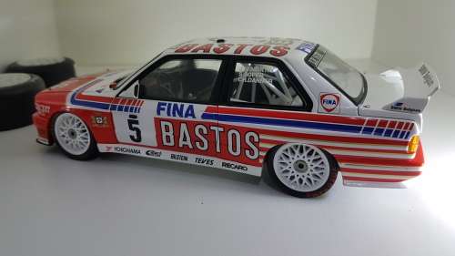 1/18 Dealer Edition Minichamps BMW M3 E30 Bastos - Soper