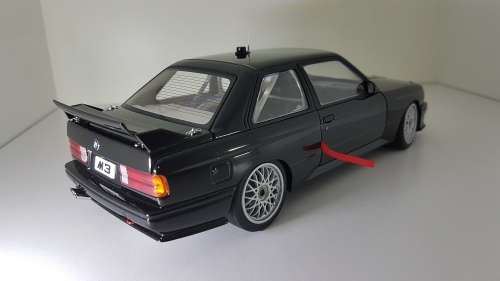 1/18 AutoArt Bmw M3 DTM Plain Body version - Black