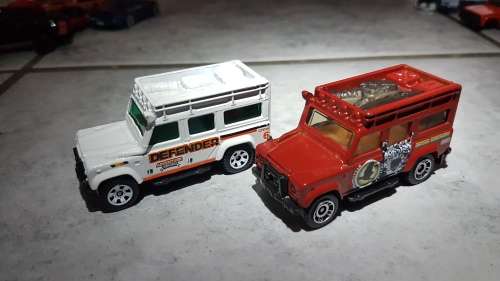 Matchbox Landrovers :2 in total