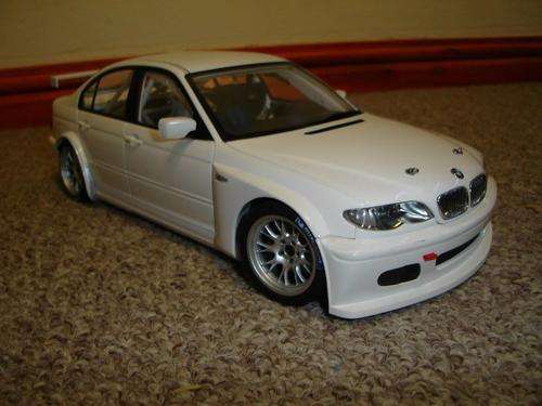 BMW E46 Plain Body version by AutoArt, 1:18 Scale Diecast Model