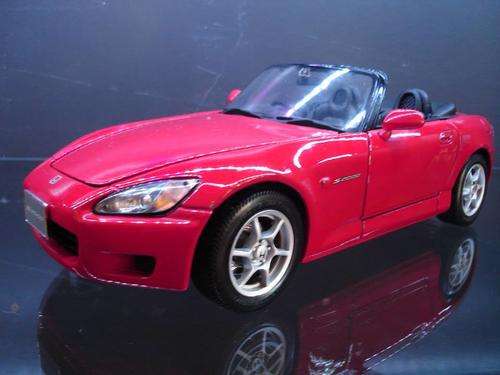 Honda S2000 - 1:18 Scale Diecast Model