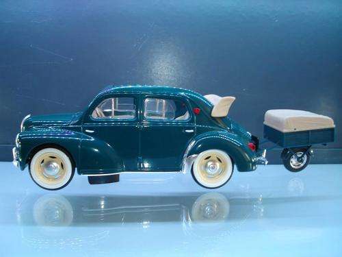 Renault 4 CV open roof+trailer, 1:18 Scale model