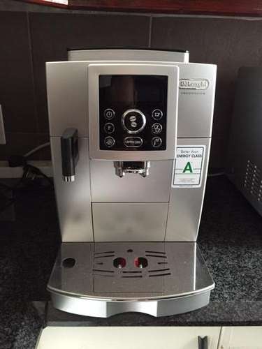 DeLonghi Silver Fully Automatic Espresso / Cappuccino Maker Ecam 23.450