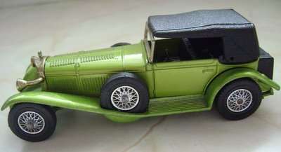Matchbox   "Models of Yesteryear"  Y - 16  of 1928 Mercedes Benz  'SS' Car