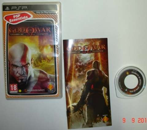 GOD OF WAR {CHAINS OF OLYMPUS} PSP
