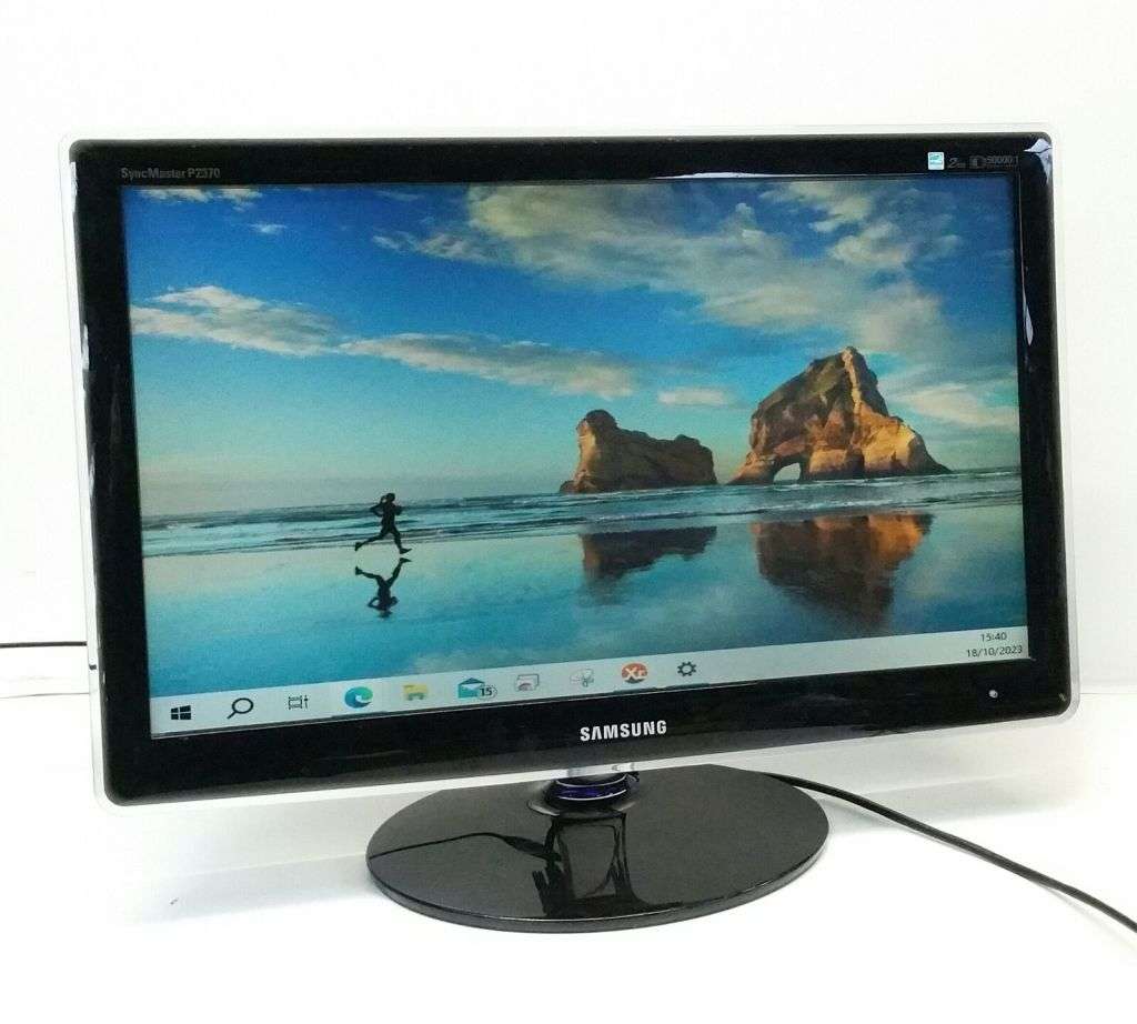 Samsung SyncMaster P2370 23" Wide Full HD Monitor