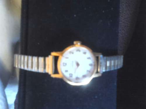 LADIES VINTAGE OMEGA GENEVE WATCH IN WORKING ORDER