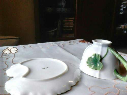 UNUSUAL 2 CUP TEA SET WITH TEAPOT & SPOONS