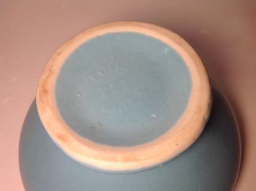 VINTAGE LUCIA WARE CERAMIC VASES SET OF 3 LOT 17