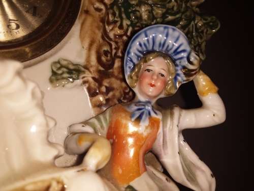 LOT 63: GERMAN PORCELAIN FIGURAL CLOCK FALCONRY THEME