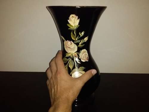 LOT 68: BEAUTIFUL & RARE LARGE MID CENTURY HAND PAINTED LUCIA VASE