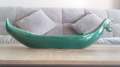 LOT 89: GREEN LUCIA MID CENTURY GONDOLA / BOAT