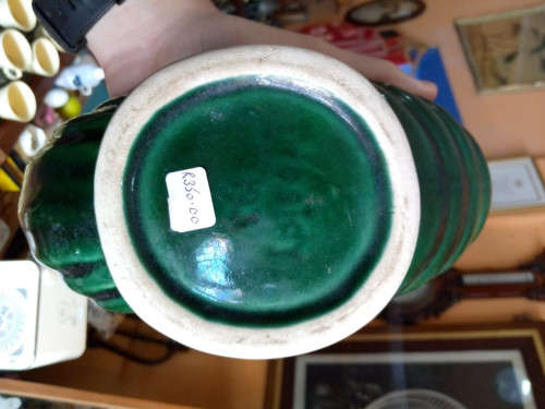 VINTAGE GREEN DROSTDY VASE