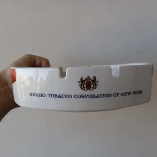 LEXINGTON PROMOTIONAL ASHTRAY 1970s