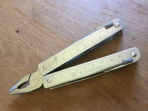 Victorinox Swisstool