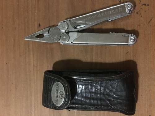 Leatherman Wave and leather sheath