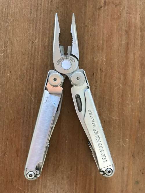 Leatherman wave