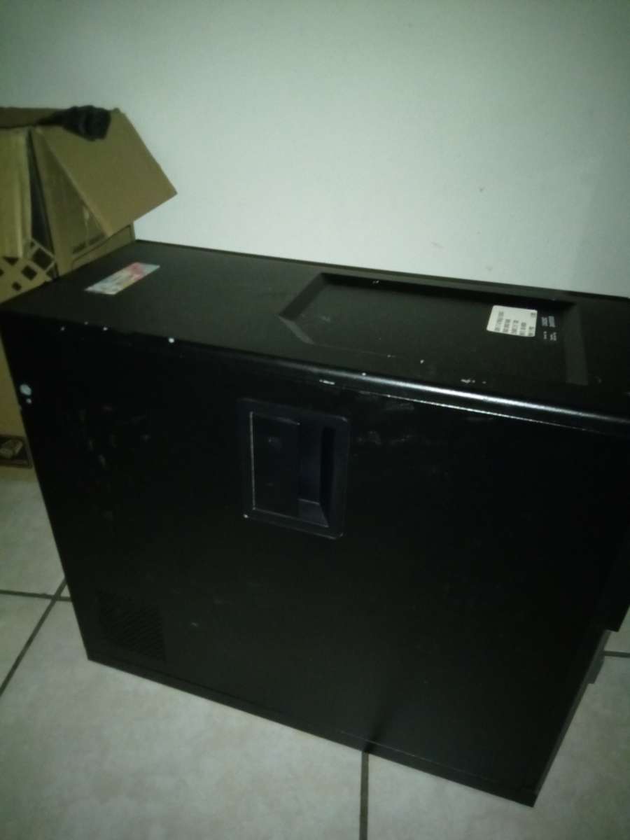 Dell Optiplex 9020 Intel i7 & RX 470