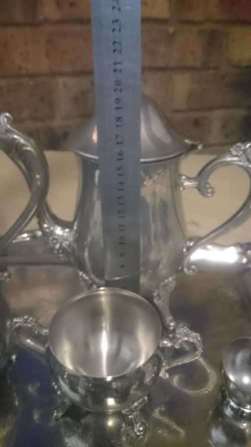 VINTAGE 1940 SILVER PLATED TEA AND COFFEE SET