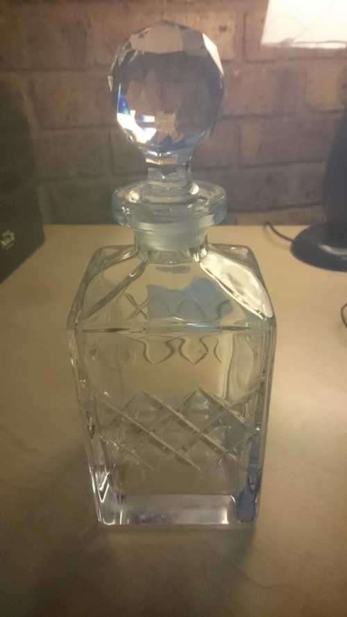 VINTAGE PURE THICK CRYSTAL WHISKEY DECANTER (C)