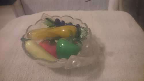 VINTAGE MURANO GLASS FRUIT BOWL WITH VARIETY MURANO FRUIT