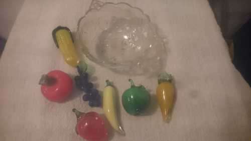 VINTAGE MURANO GLASS FRUIT BOWL WITH VARIETY MURANO FRUIT